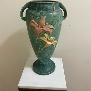 Elegant Floral Green Vase